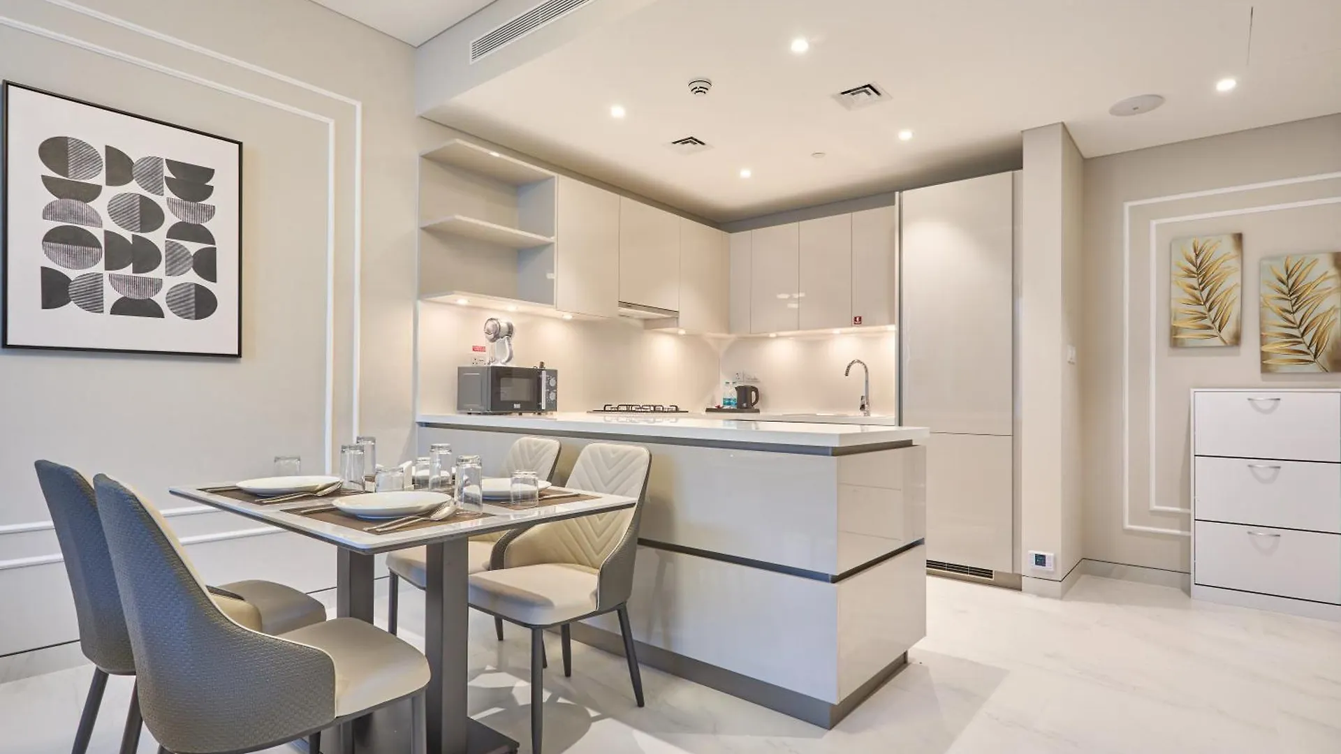 Stay By Latinem Luxury 1Br Holiday Home Cvg 3304 Near Burj Khalifa Dubai United Arab Emirates