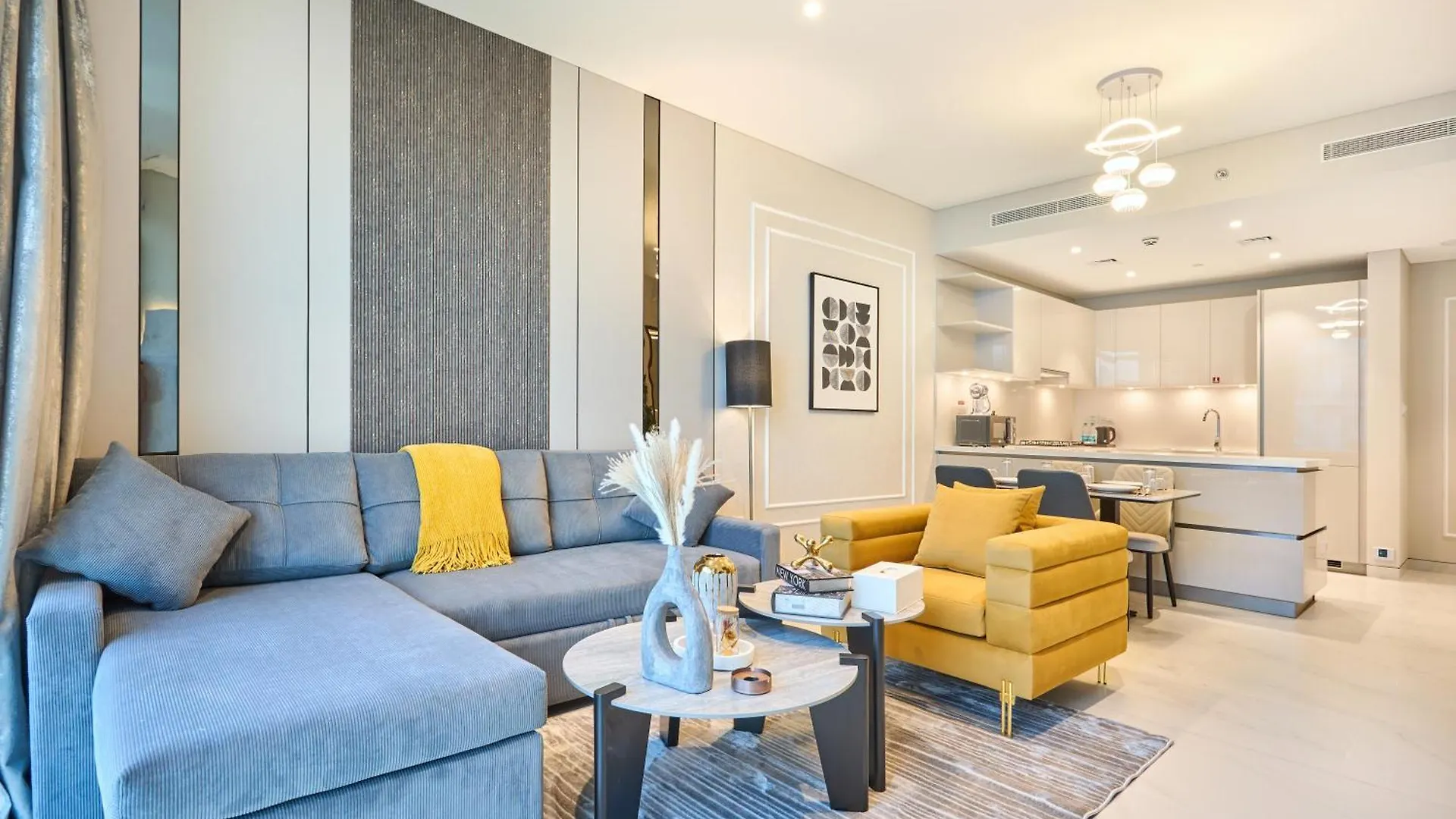 Stay By Latinem Luxury 1Br Holiday Home Cvg 3304 Near Burj Khalifa Dubai Apartment